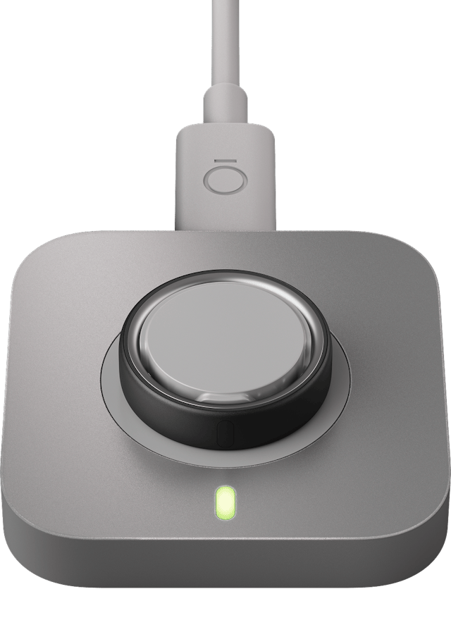 Oura Ring 5 and its standard charger
