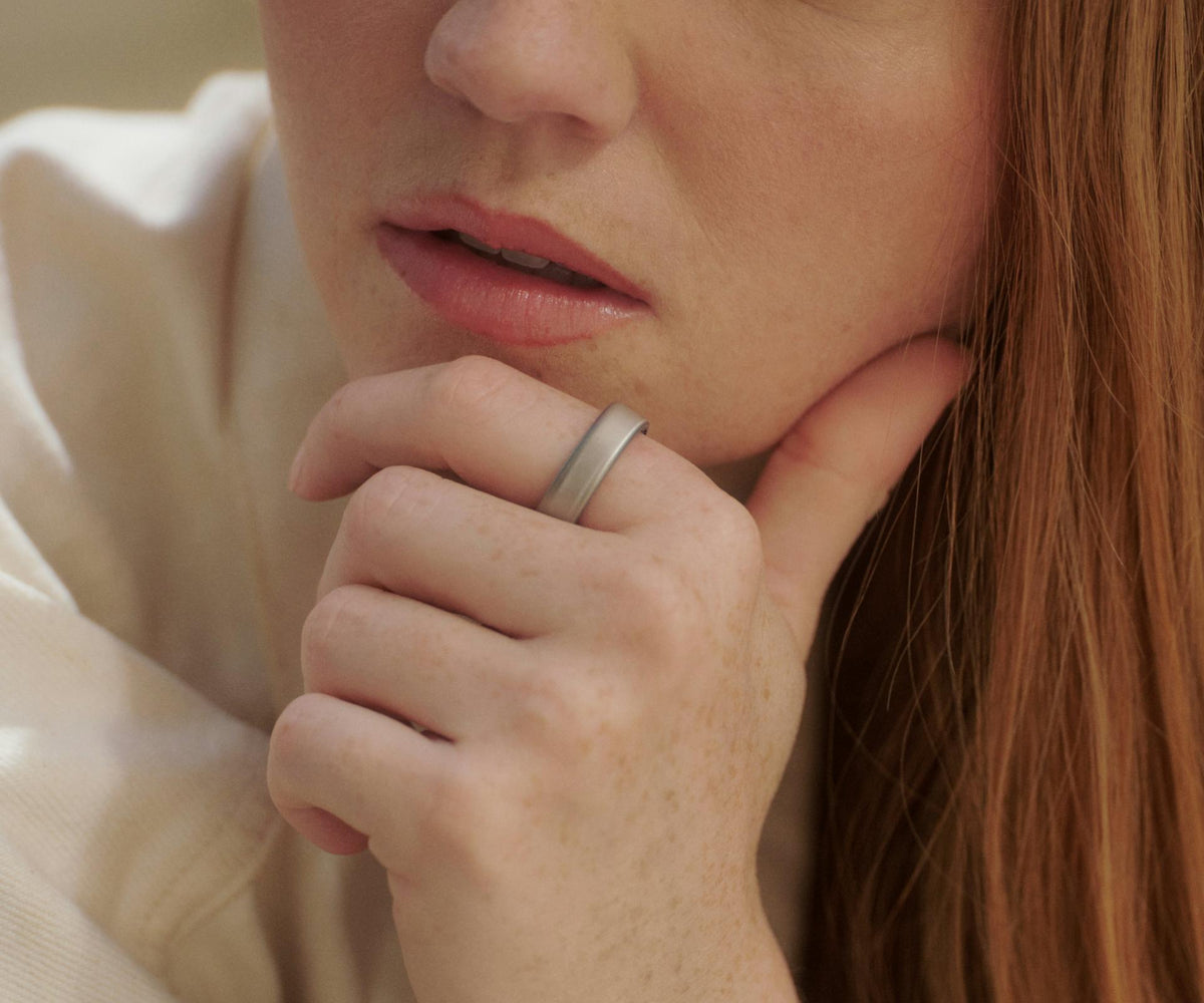 OURA RING 5 BRUSHED SILVER