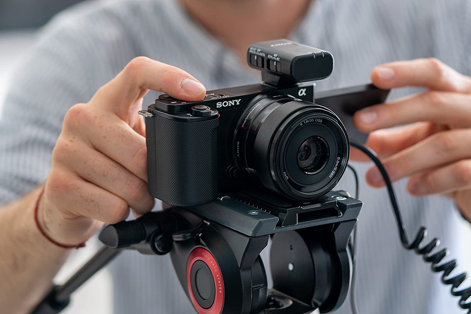 Sony Alpha ZV-E10 review: interchangeable lens vlogging machine - The Verge